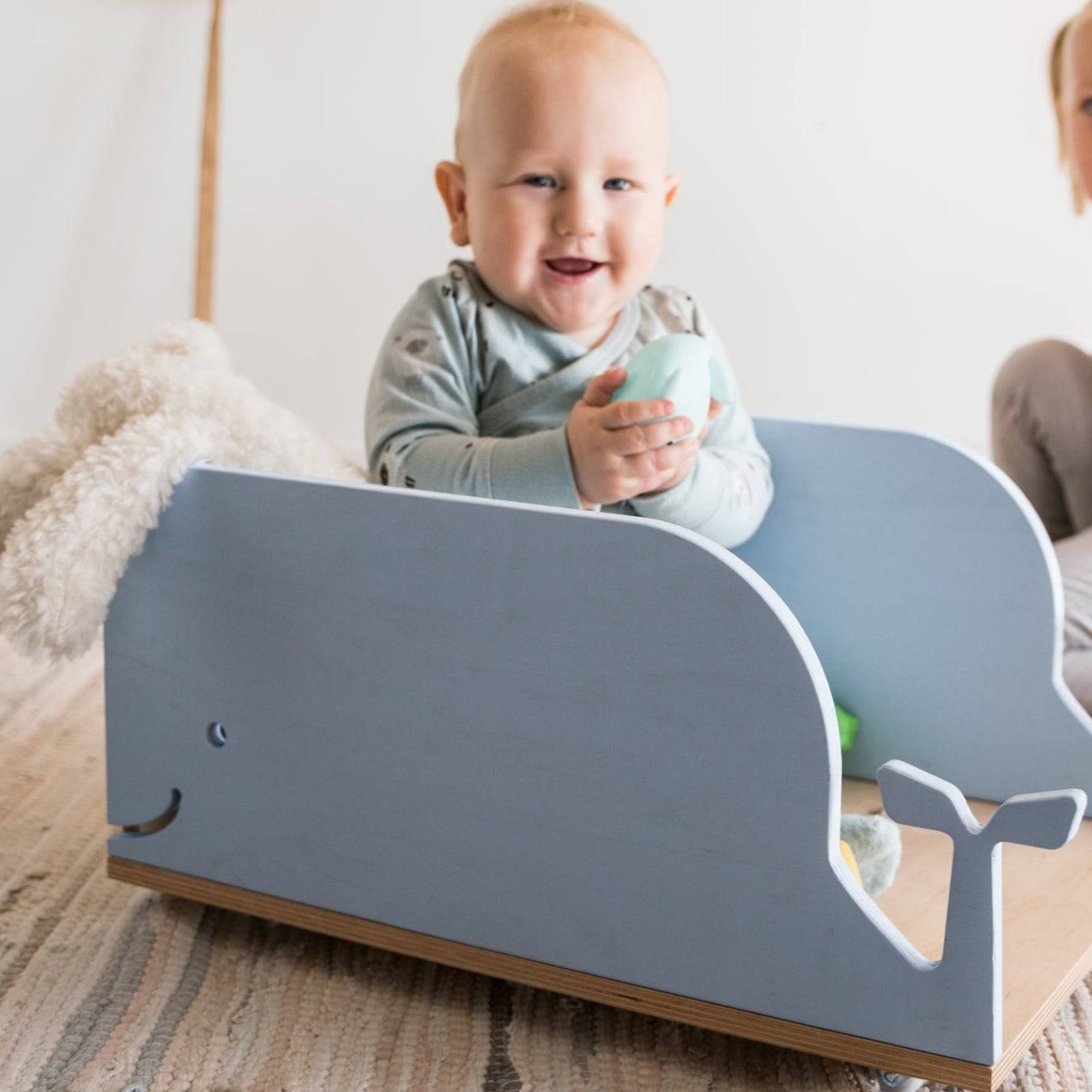 Wooden toy box on wheels (Whale) - EWART WOODS